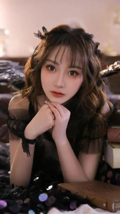 外国爆料小姐姐是谁呀视频,视频背后的神秘人物