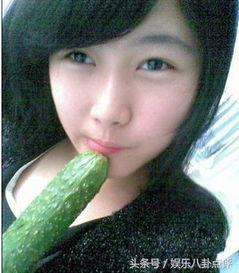 美女吃瓜套路,解锁娱乐圈的甜蜜吃瓜攻略