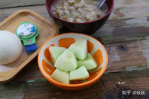 小瓜早上吃还是中午吃,小瓜早餐还是午餐？揭秘最佳食用时间