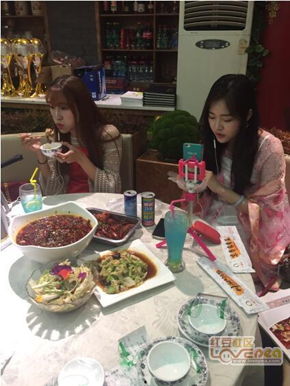 襄阳网红吃饭,品味古城美食新风尚