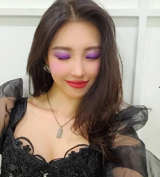 韩国明星头像女粉墨